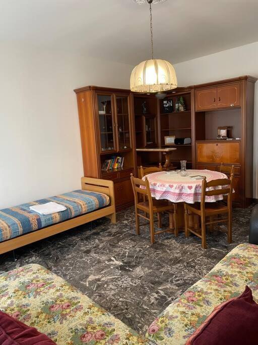 Iris Hosting Appartamenti Per Famiglie Favaro Veneto Exteriör bild